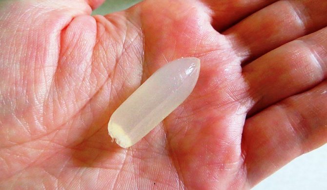 Effective and healing suppositories to stop bleeding from hemorrhoids with cracks