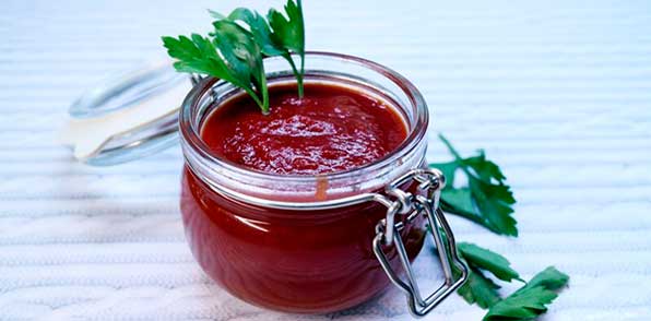Ketchup with herbs