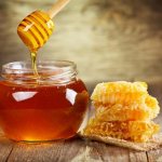 Поможет ли от изжоги мед