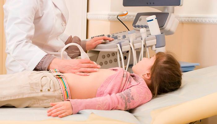 Ultrasound examination of a child